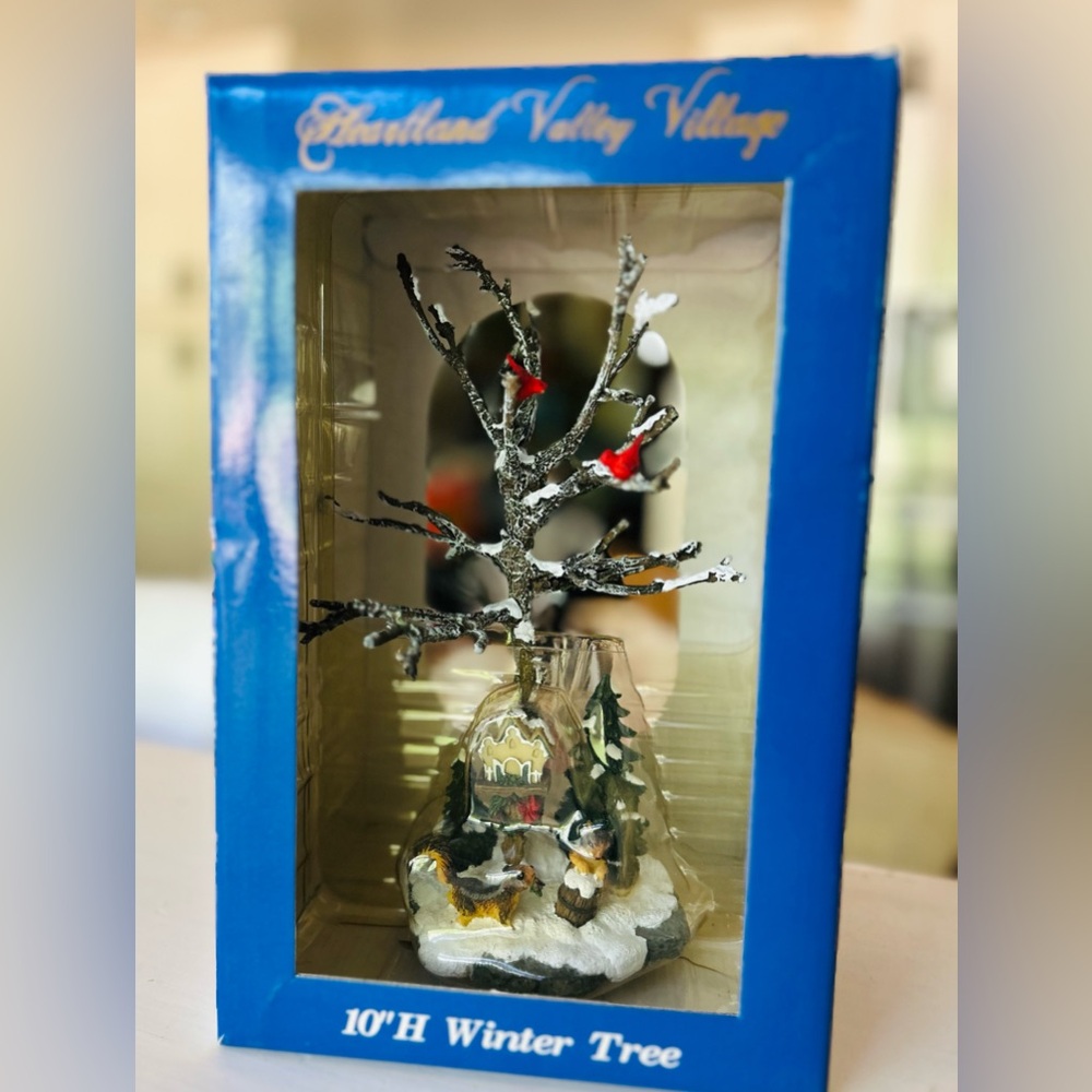 Heartland Valley Village 10" Winter Tree #512 Original Box